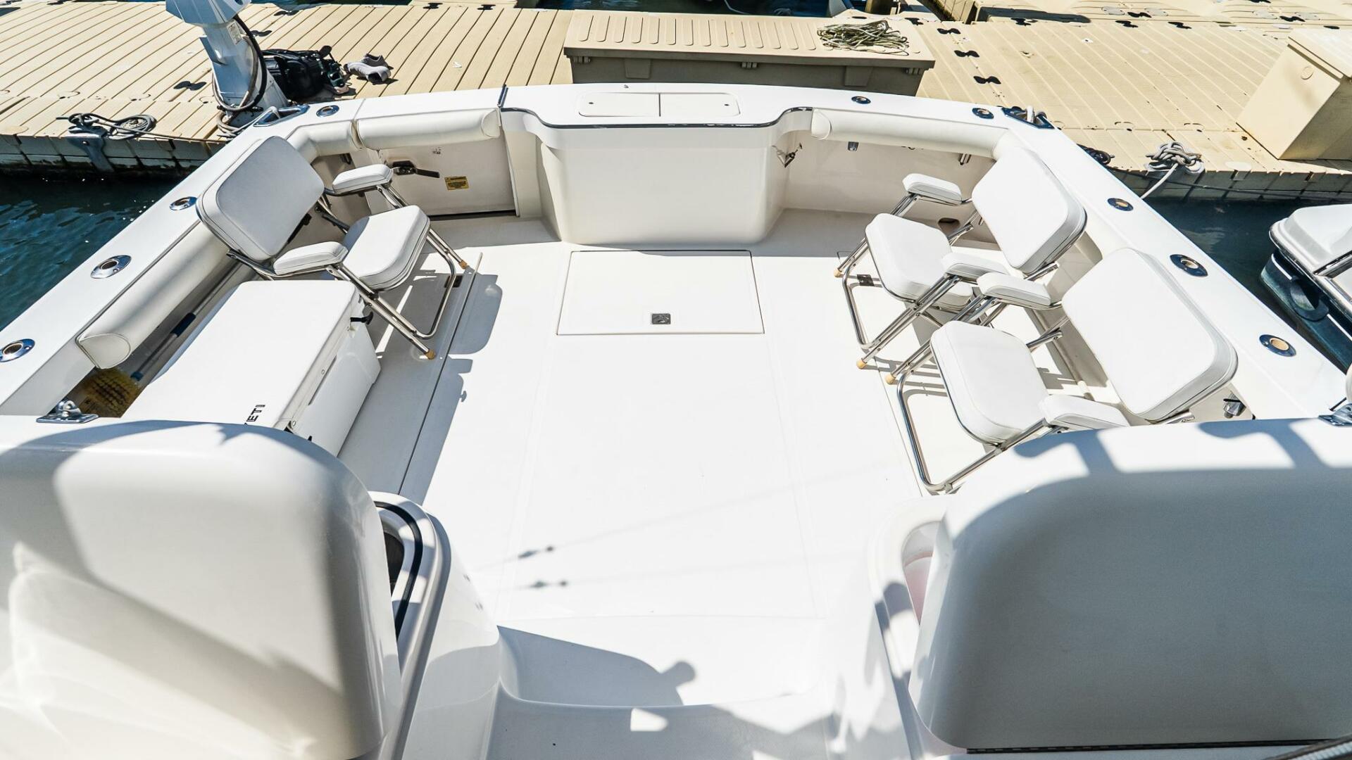 2008 Cabo 38 Express - Image 5