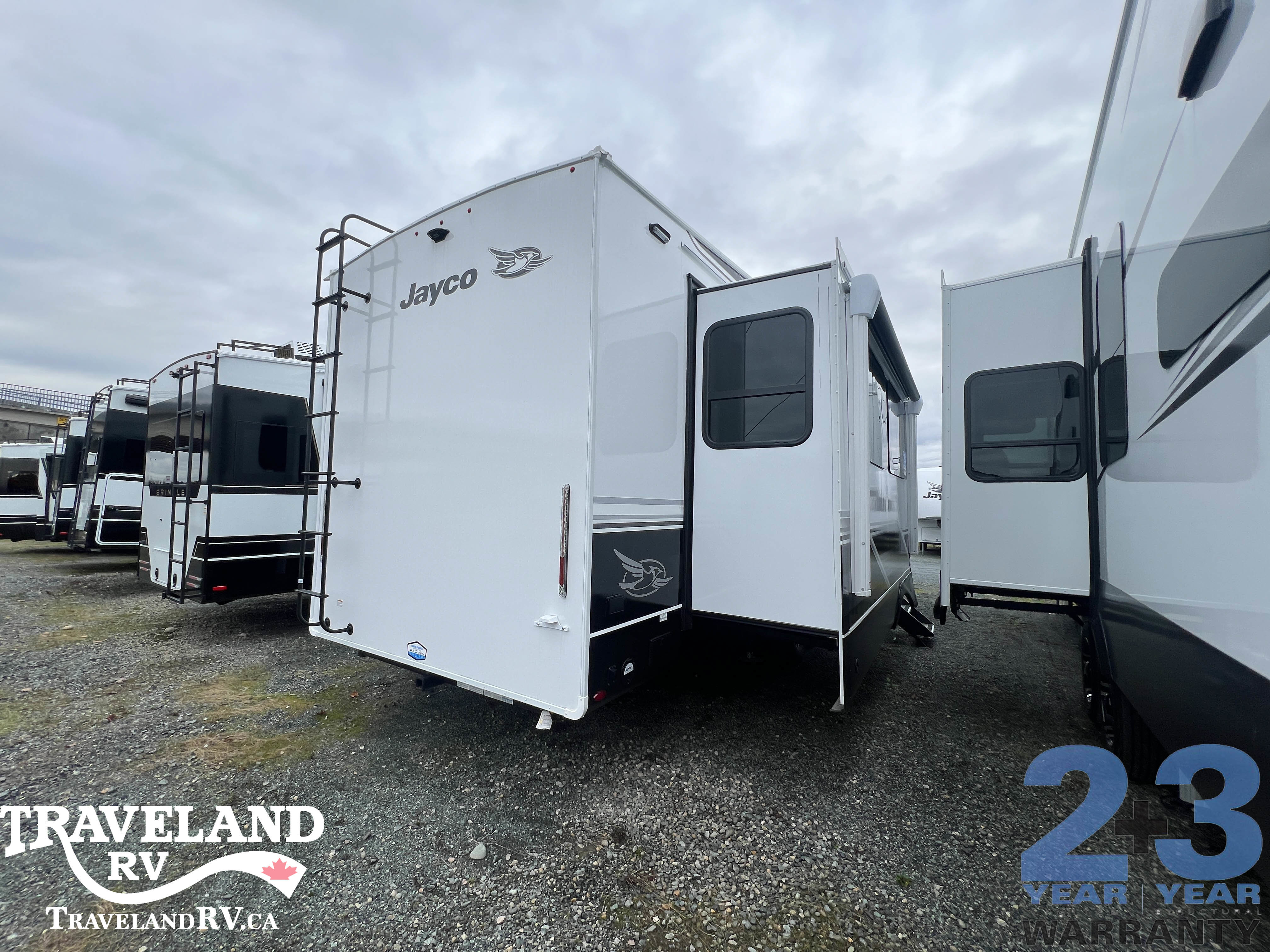 2026 Jayco Eagle 335LSTS - Image 7