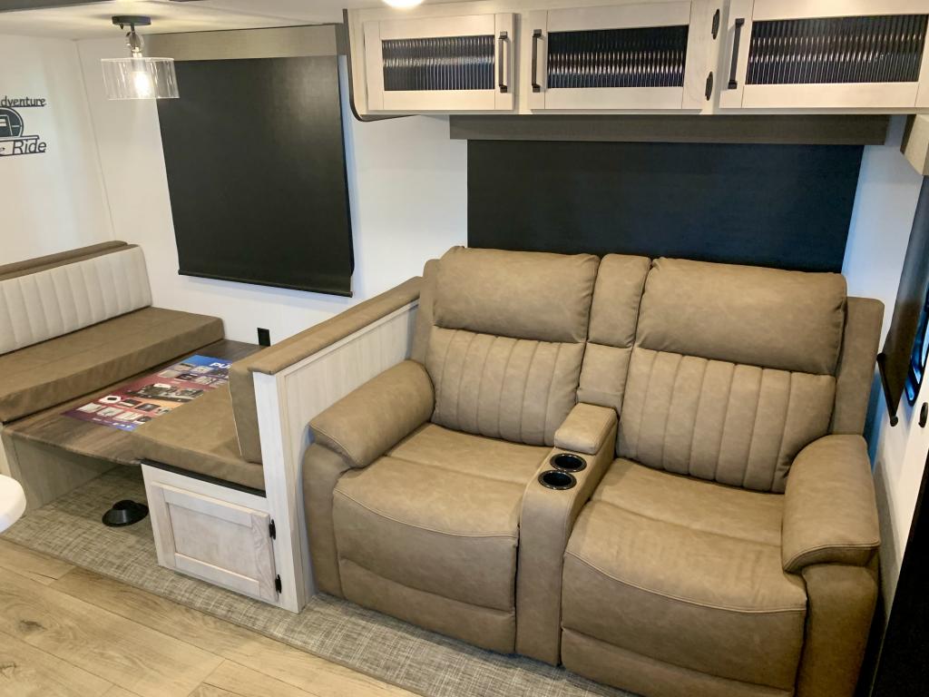 2026 PALOMINO 32BH2B - Image 20
