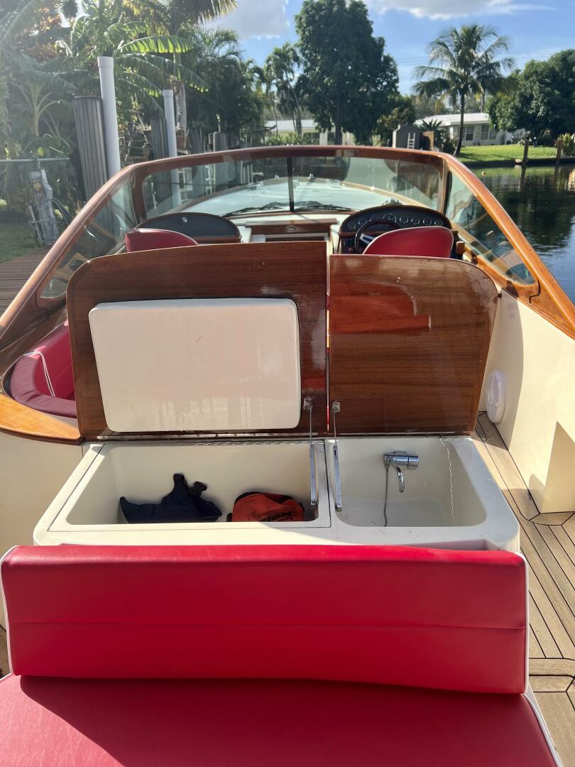 2004 Hinckley Talaria 29R - Image 15