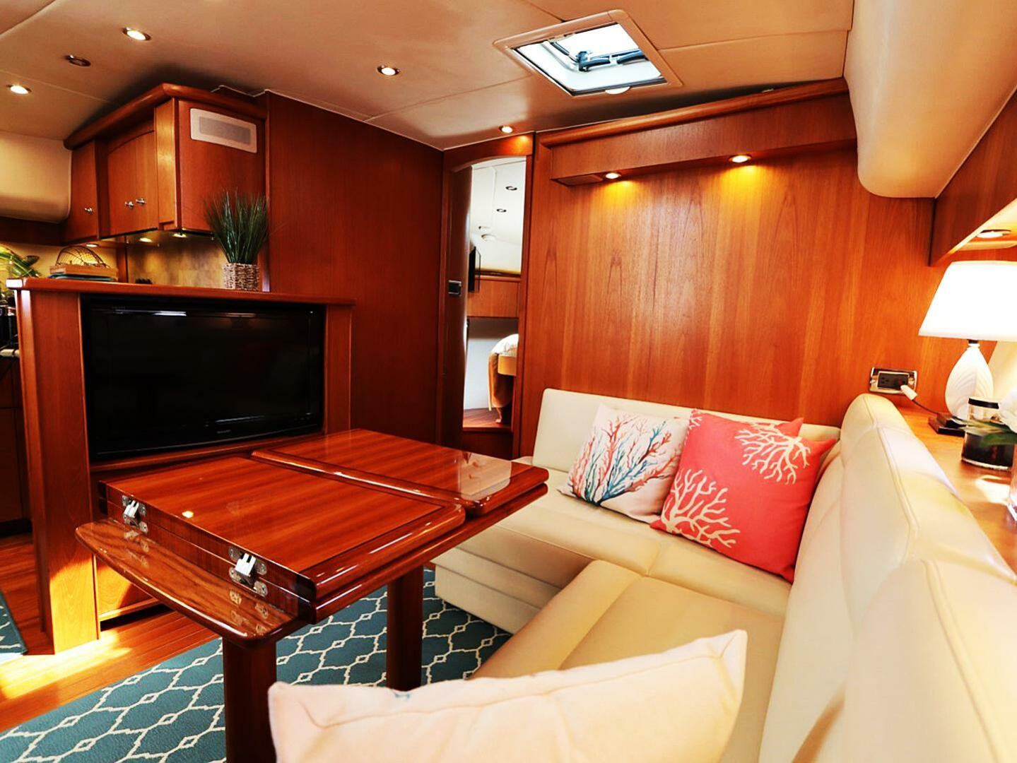 2009 Tiara Yachts Sovran 4300 Base - Image 14