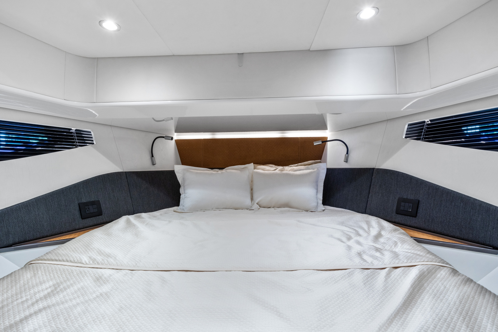 2022 Azimut Azimut Verde 47 - Image 25