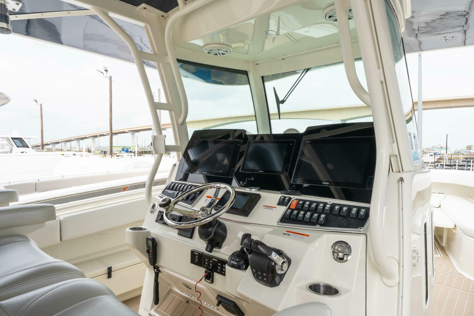 2018 HCB 4200 Siesta - Image 3