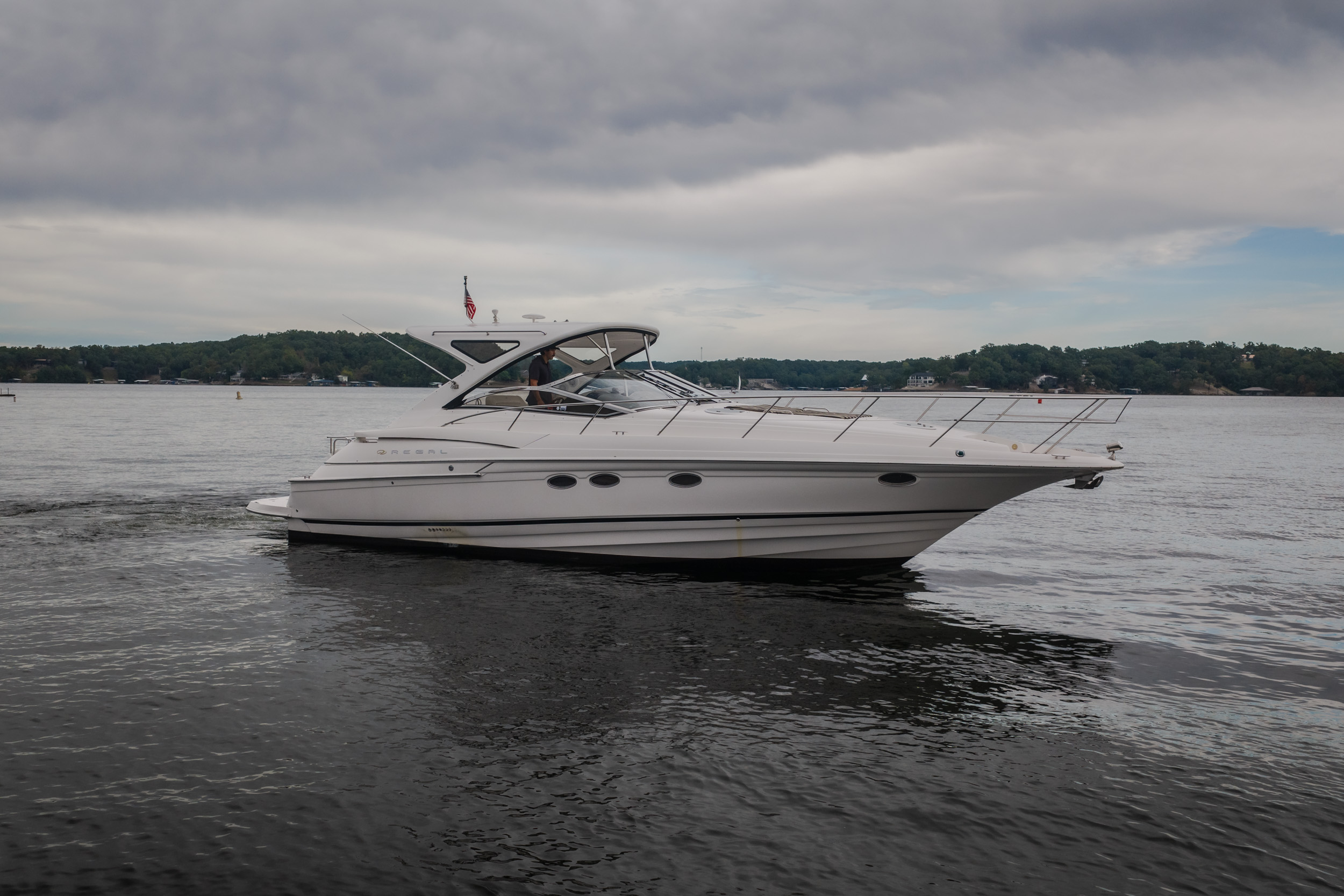 2009 Regal 4460 Express Cruiser - Image 64