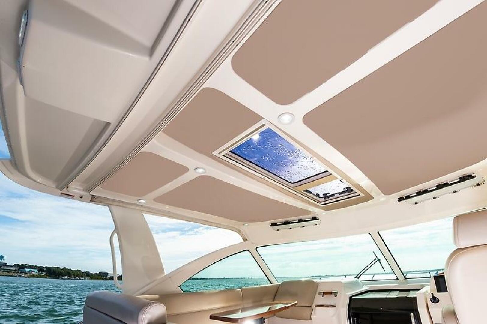 2015 Tiara Yachts 39 Coronet - Image 23