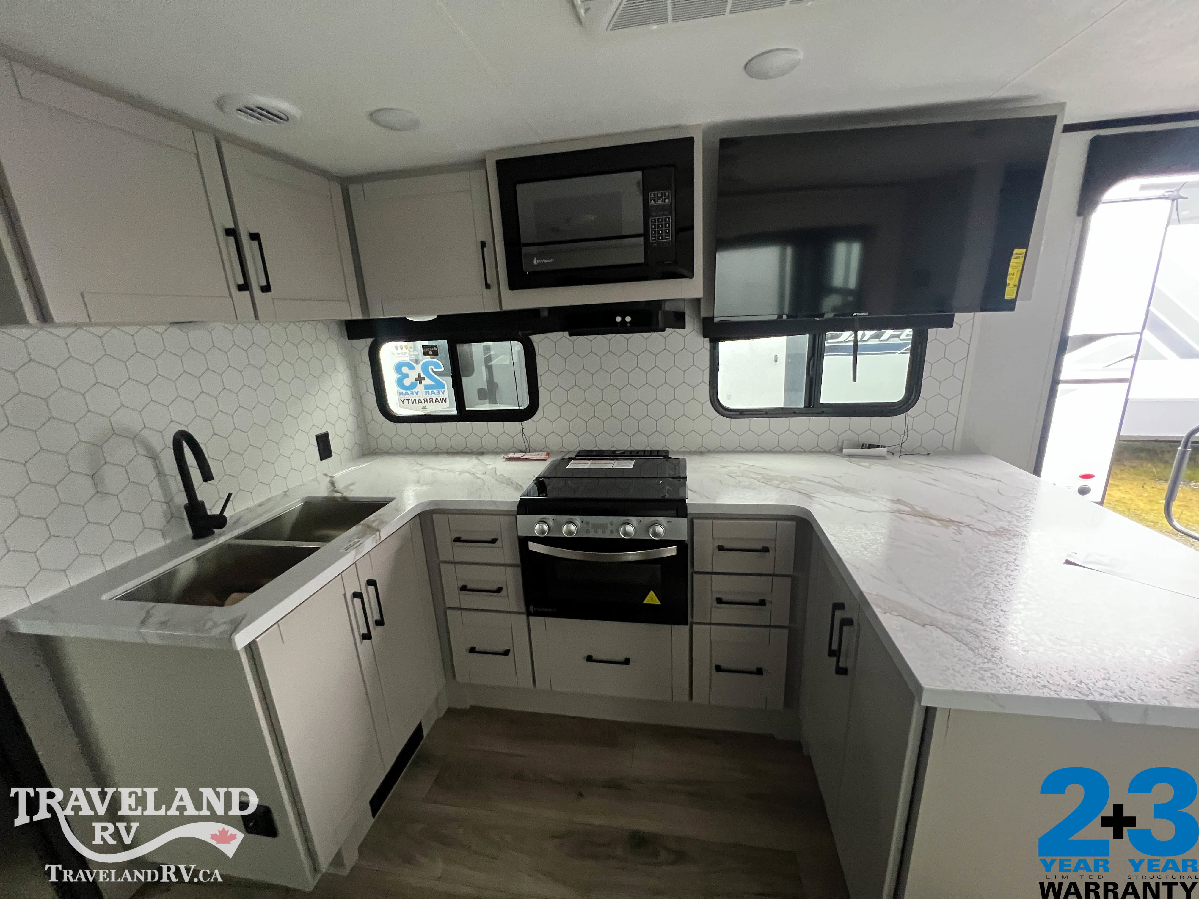 2026 Jayco Jay Feather 25BH - Image 11