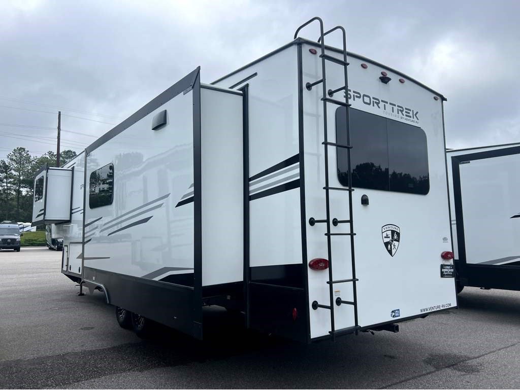2026 VENTURE RV SPORTTREK 353VRK - Image 3