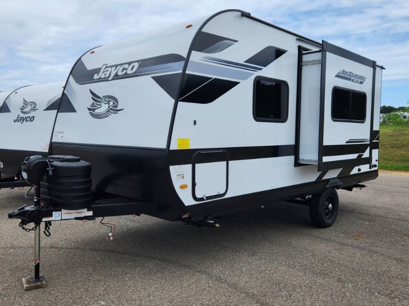 2026 JAYCO JAY FEATHER AIR 18FBS - Image 2