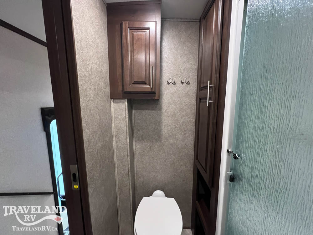 2018 JAYCO NORTH POINT 317RLOK - Image 25