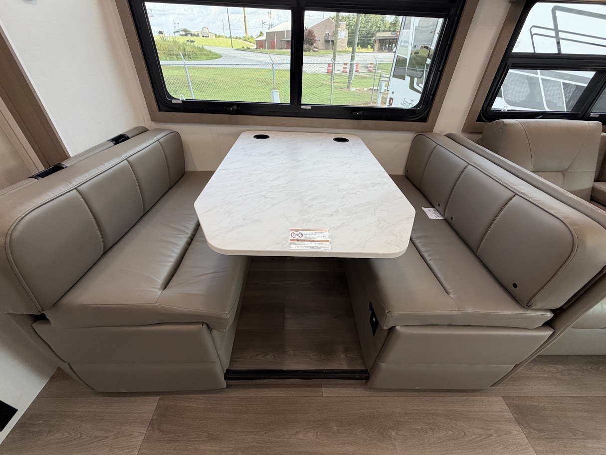 2027 JAYCO GREYHAWK 29MV - Image 11