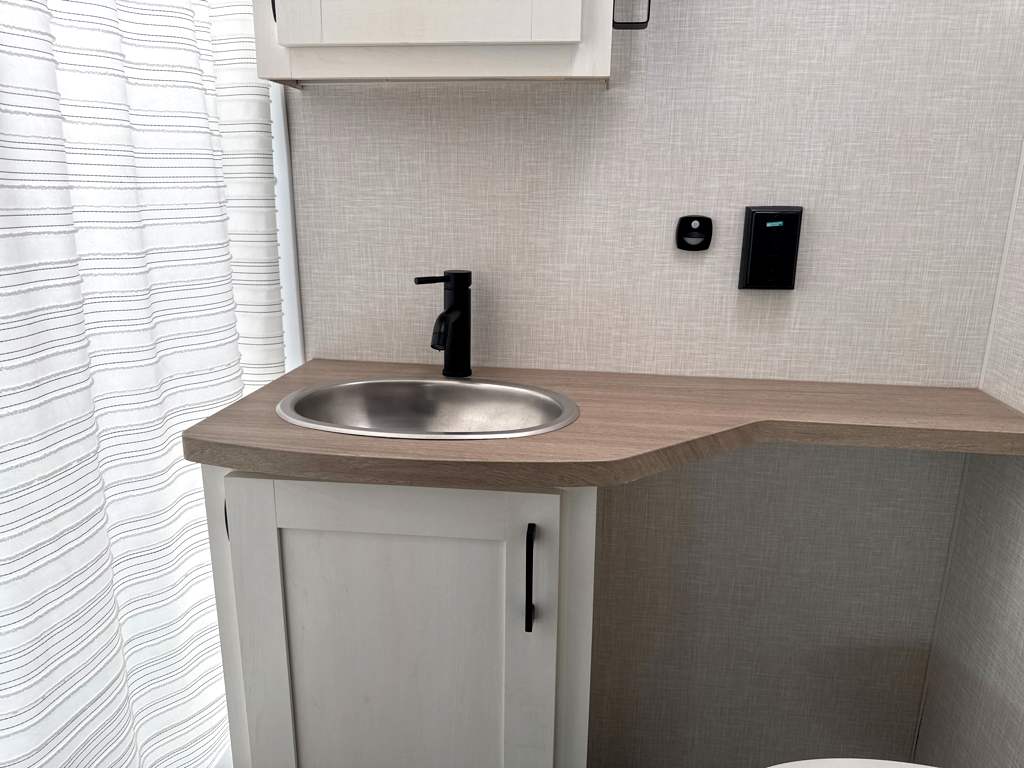 2025 VENTURE RV SIENNA 281VQB - Image 30