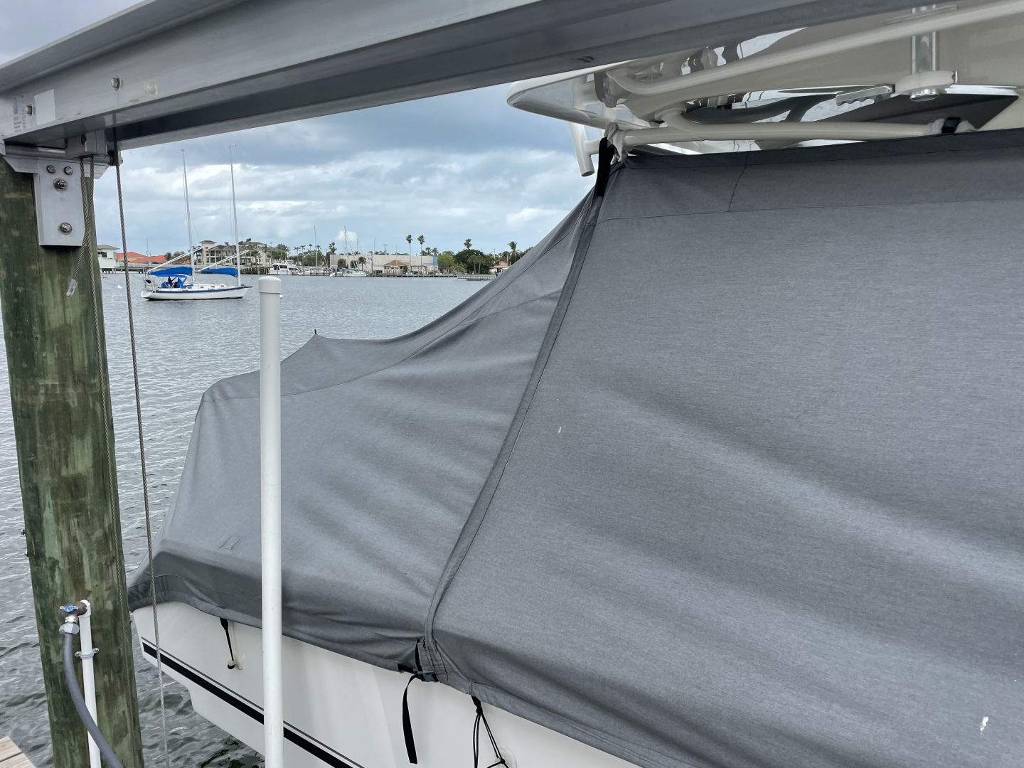 2018 Jupiter 30 HFS - Image 28