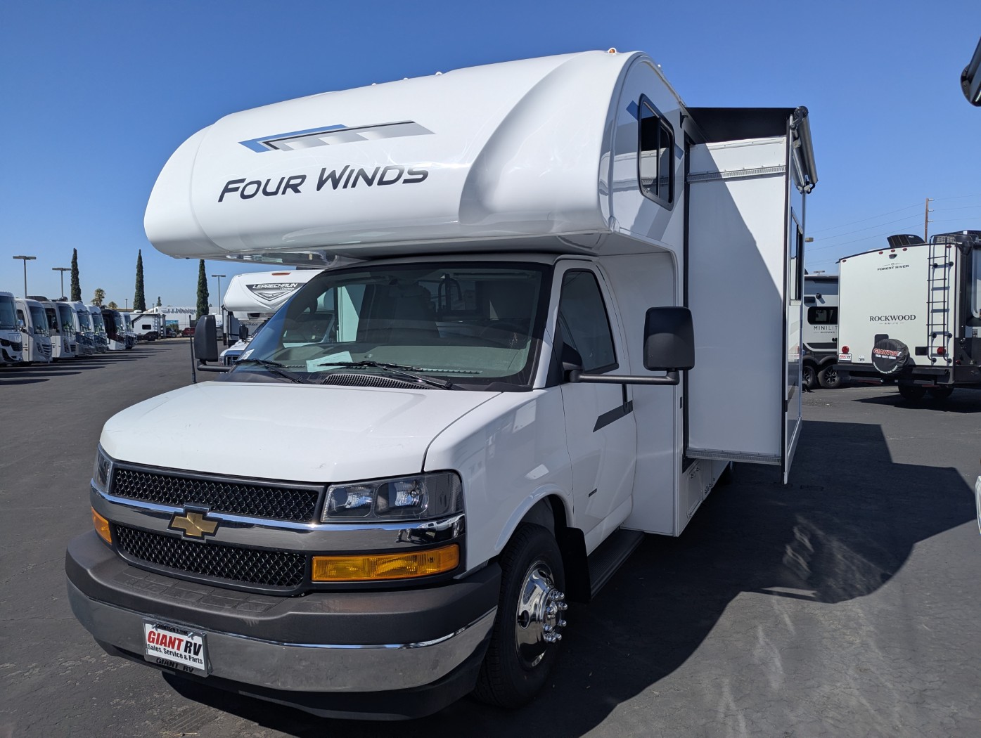 2027 Thor Motor Coach Four Winds 25Z - Image 3