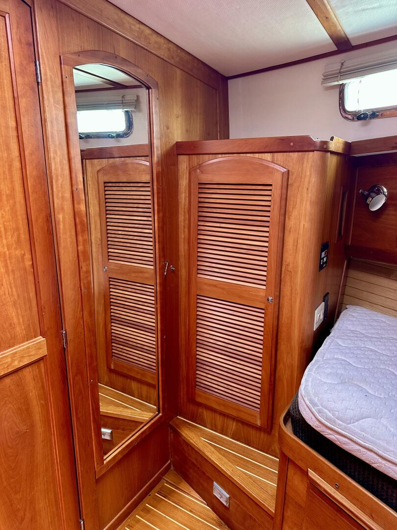 2002 Sabreline 36 Flybridge - Image 20