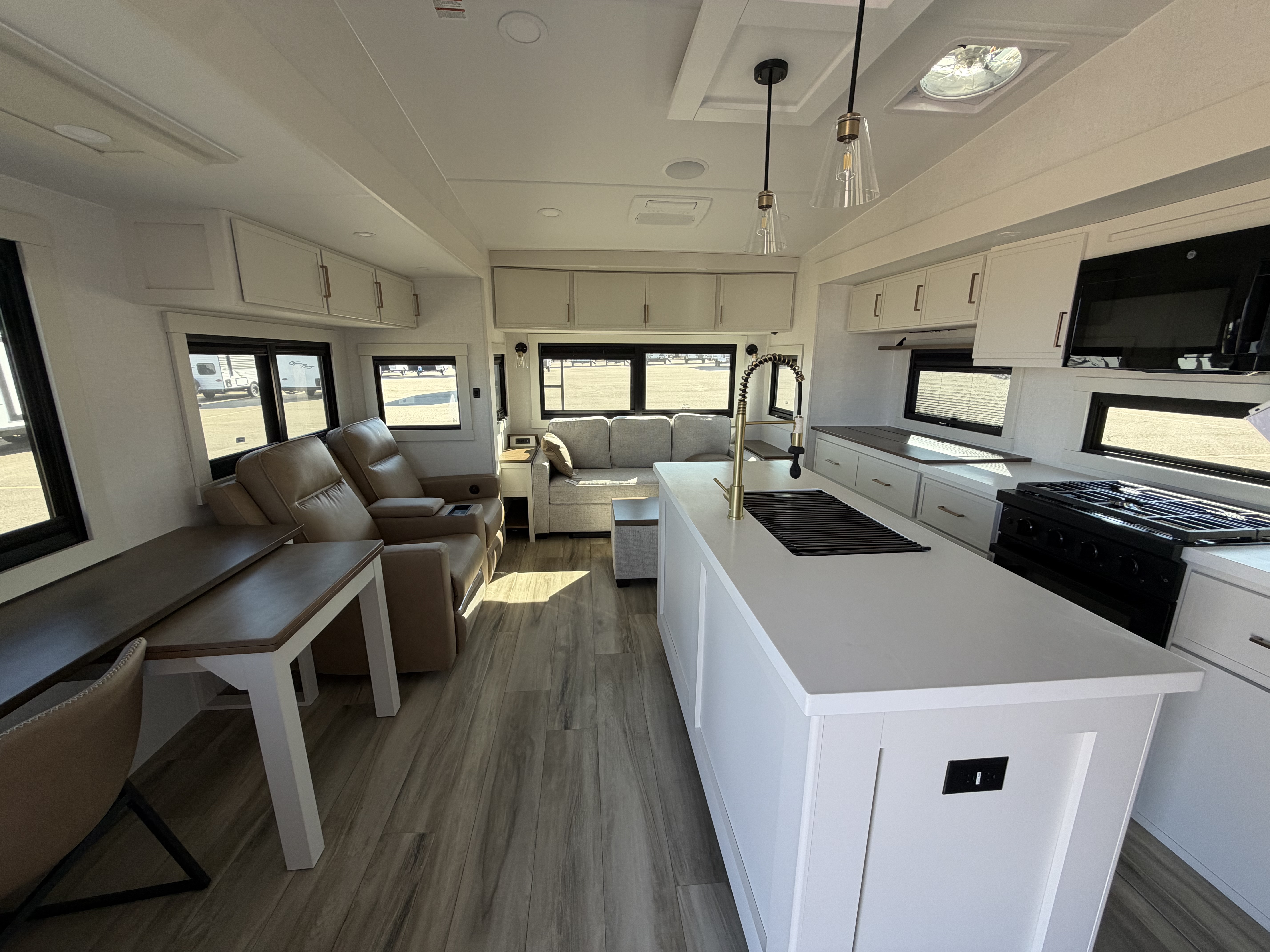 2027 Brinkley RV Model Z 2900 - Image 12