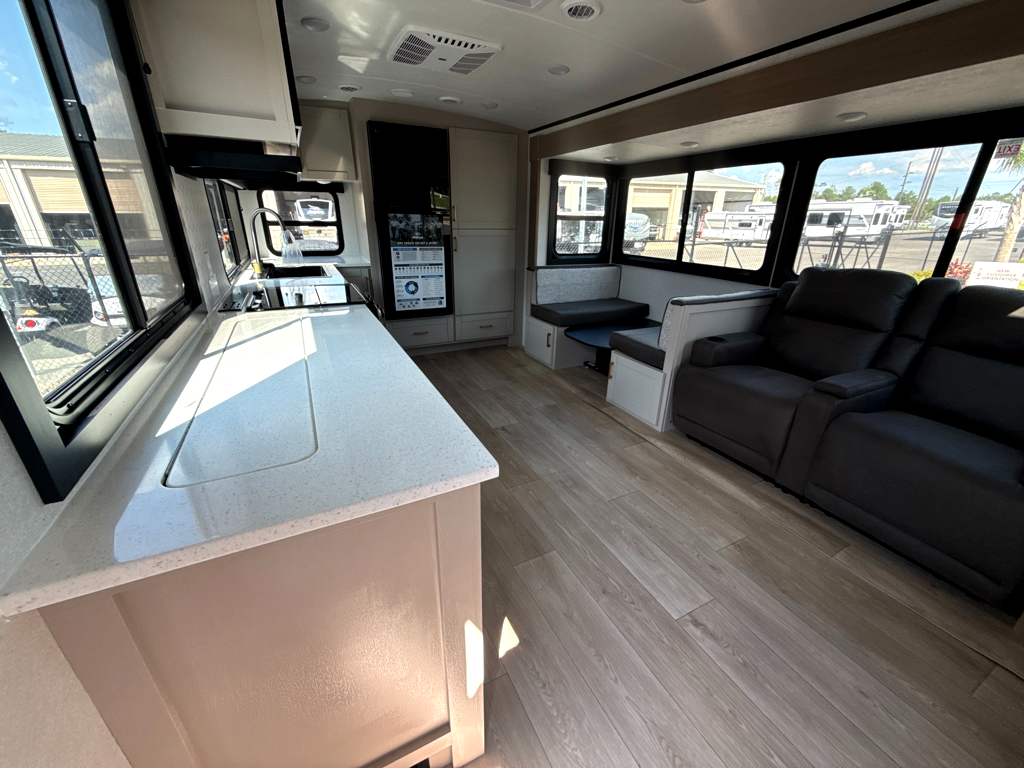 2027 JAYCO JAY FEATHER 30RKB - Image 12