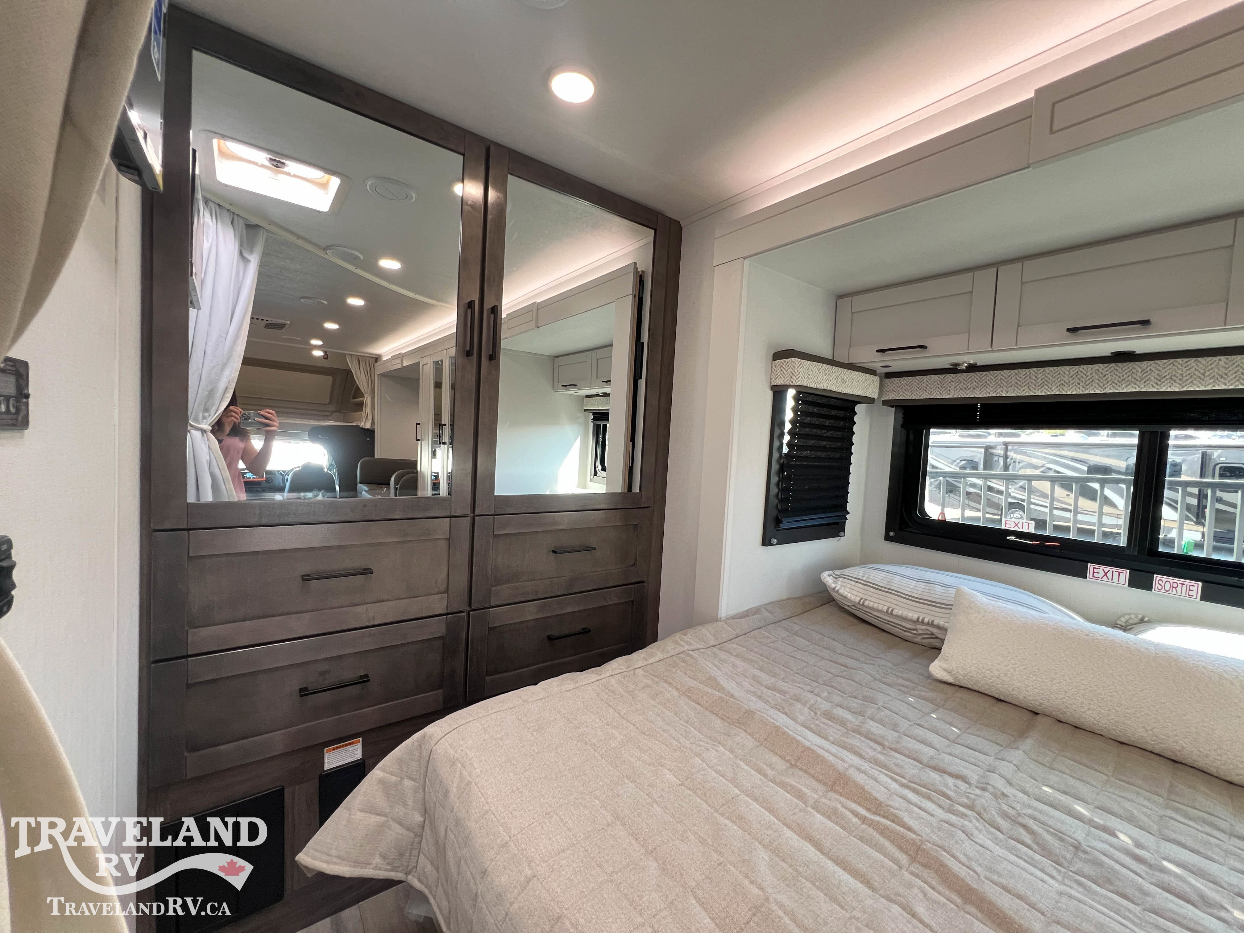 2026 Entegra Coach Odyssey 24B - Image 27