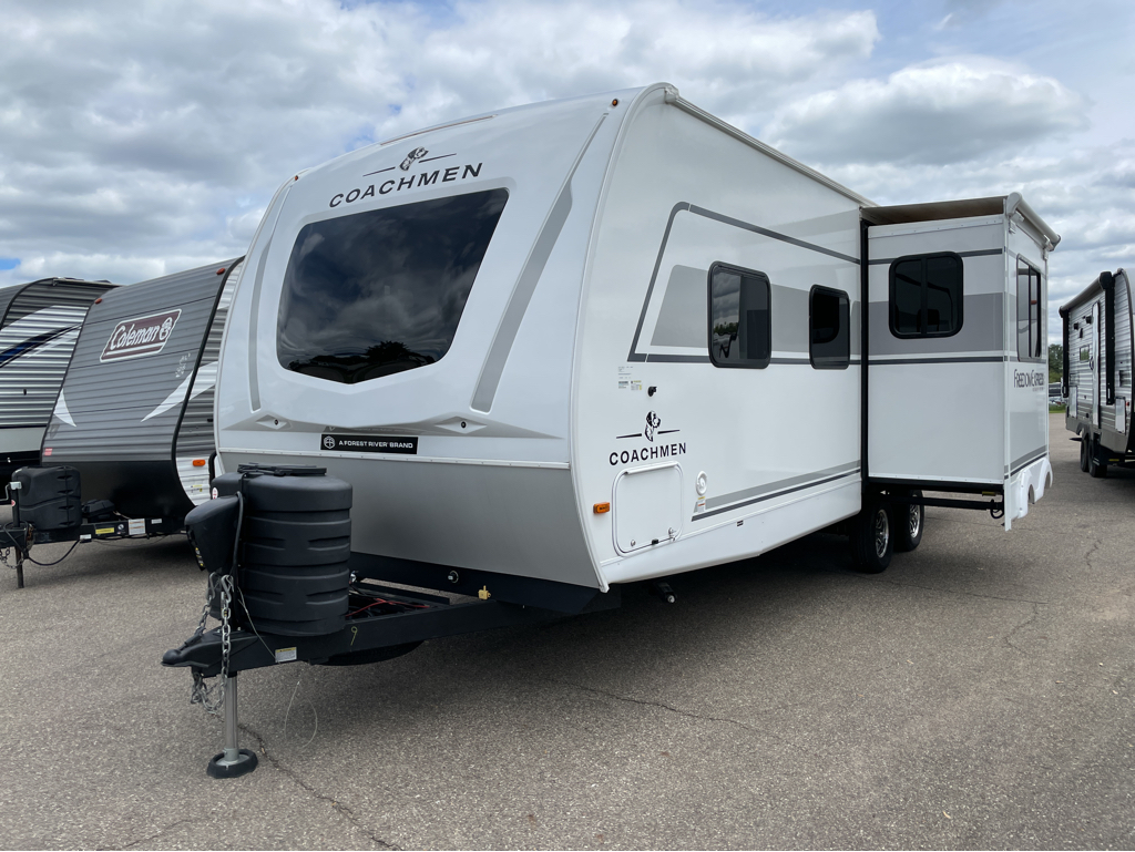 2025 Coachmen Freedom Express Ultra Lite 252RBS - Image 5