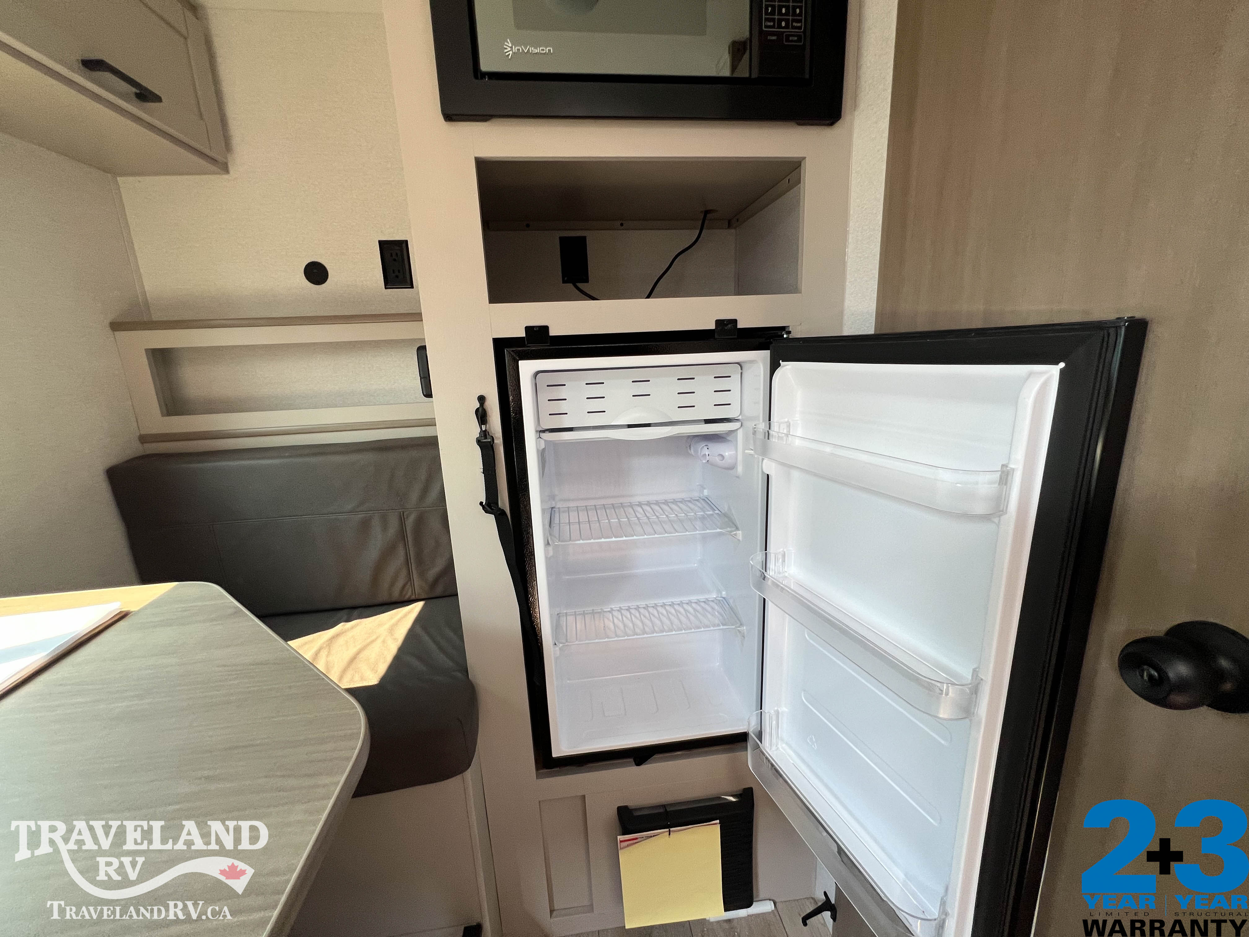 2027 Jayco Jay Flight SLX 130RDW - Image 10