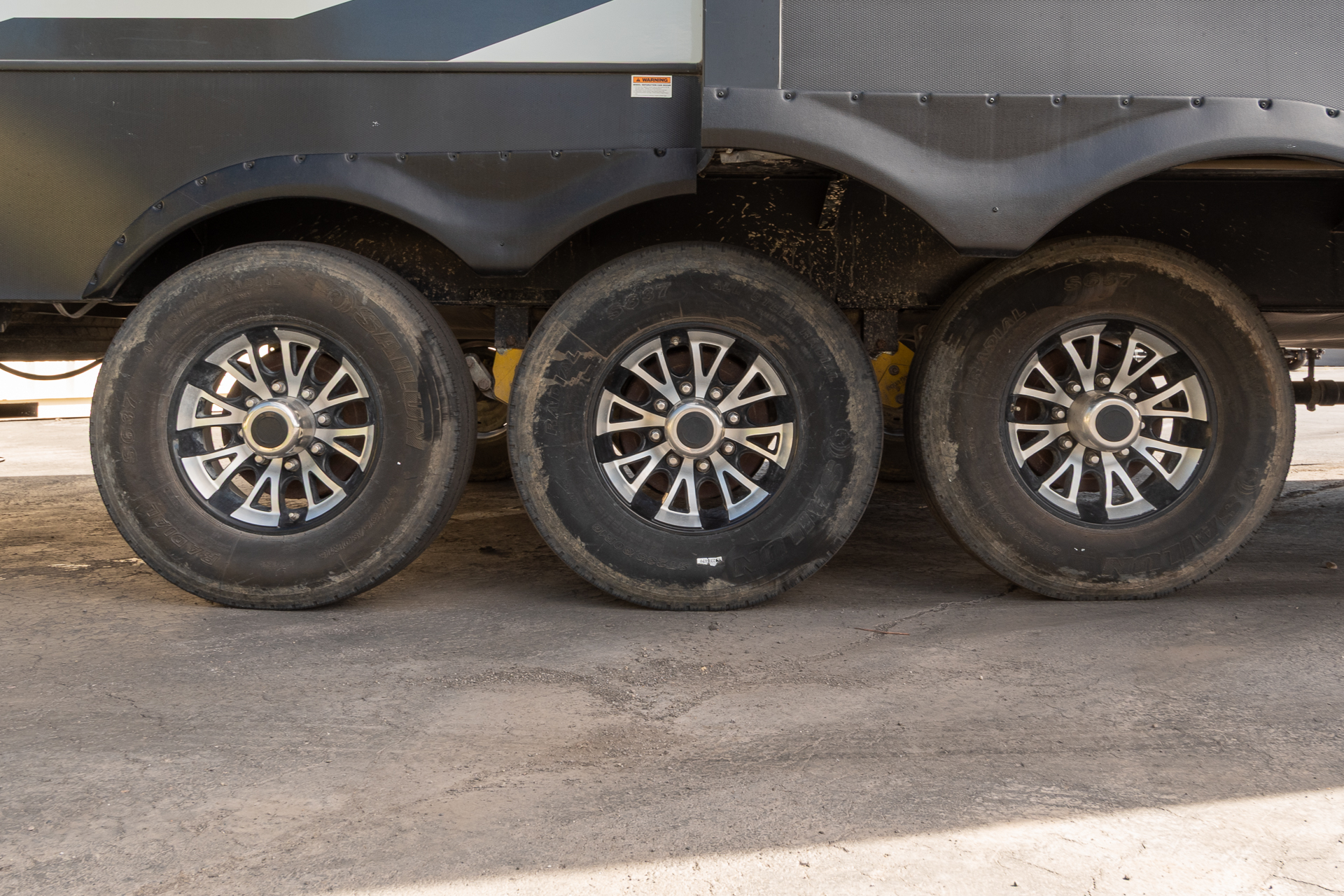 2017 Keystone Raptor 424TS - Image 63