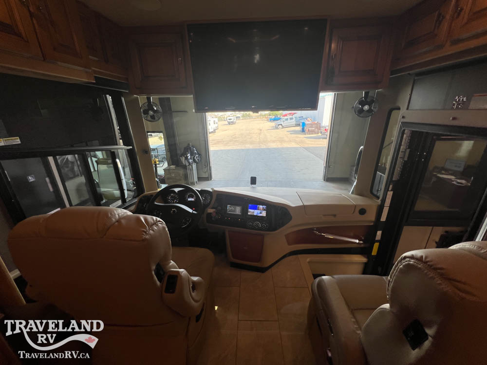 2019 Tiffin Phaeton 40 IH - Image 8