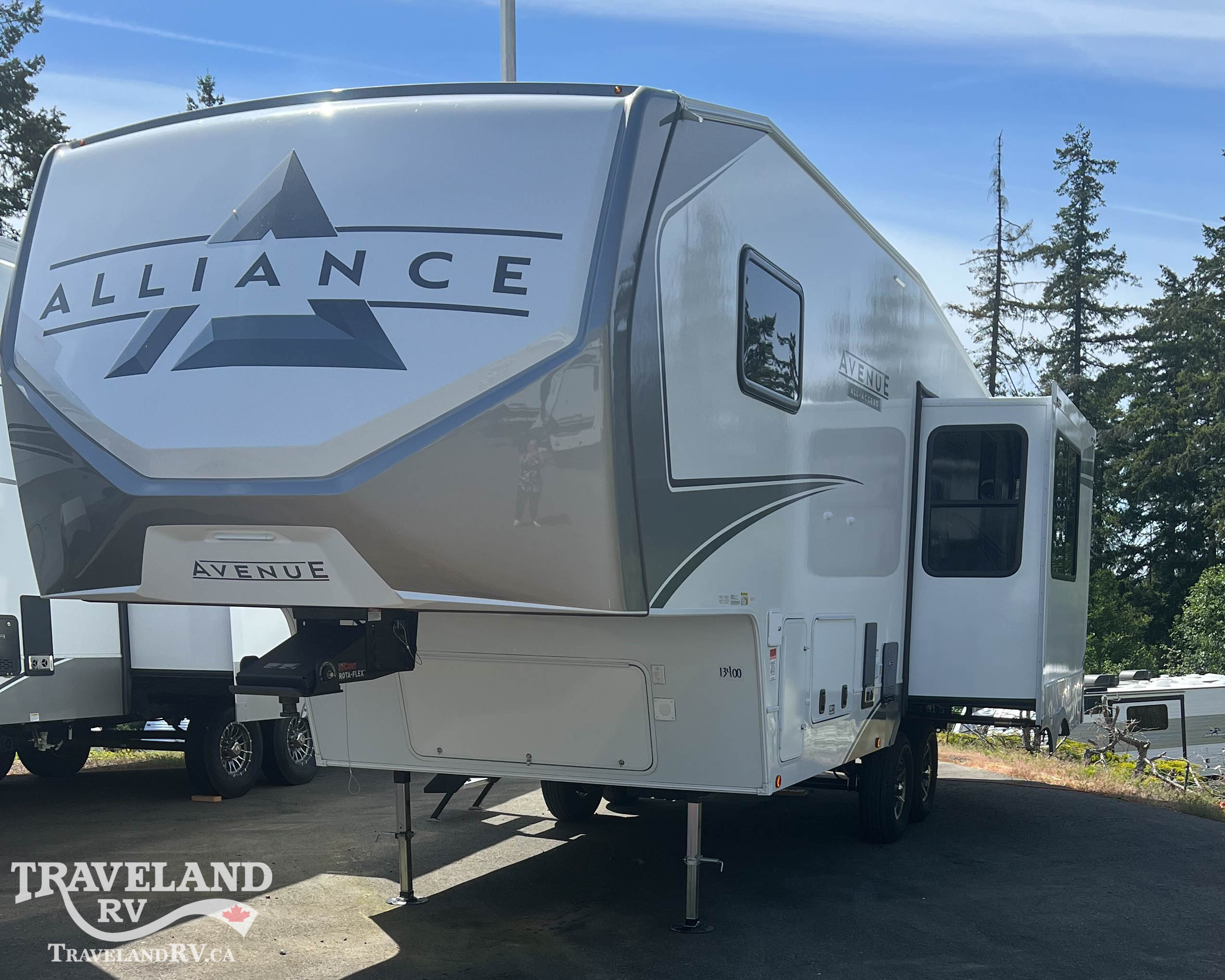 2026 Alliance RV Avenue 23ML - Image 4