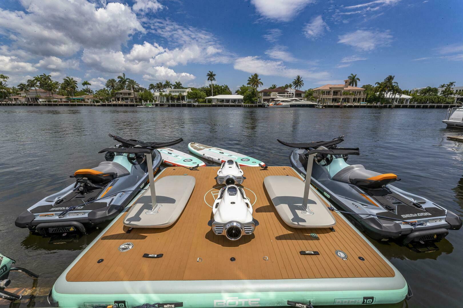 2012 Princess 32M - Image 74