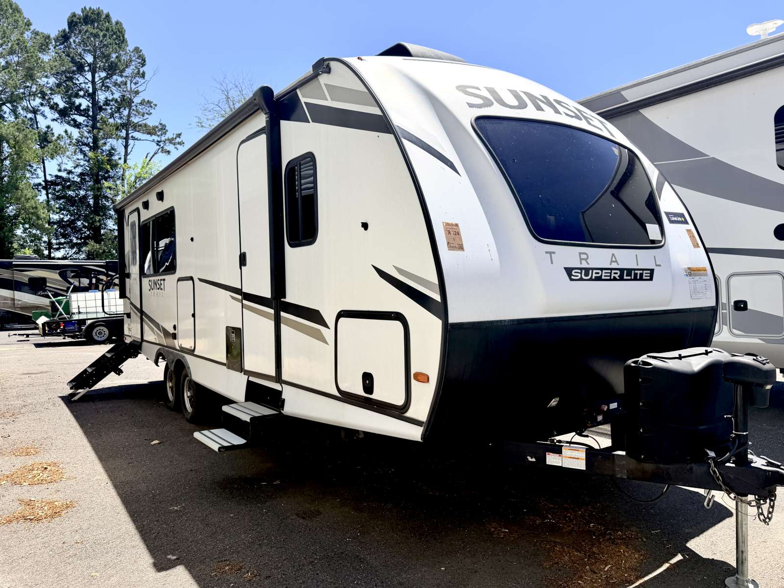 2023 Keystone SUNSET TRAIL SL 256 RK - Image 1