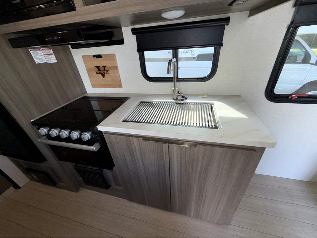 2024 VENTURE RV SONIC 190VRB - Image 19