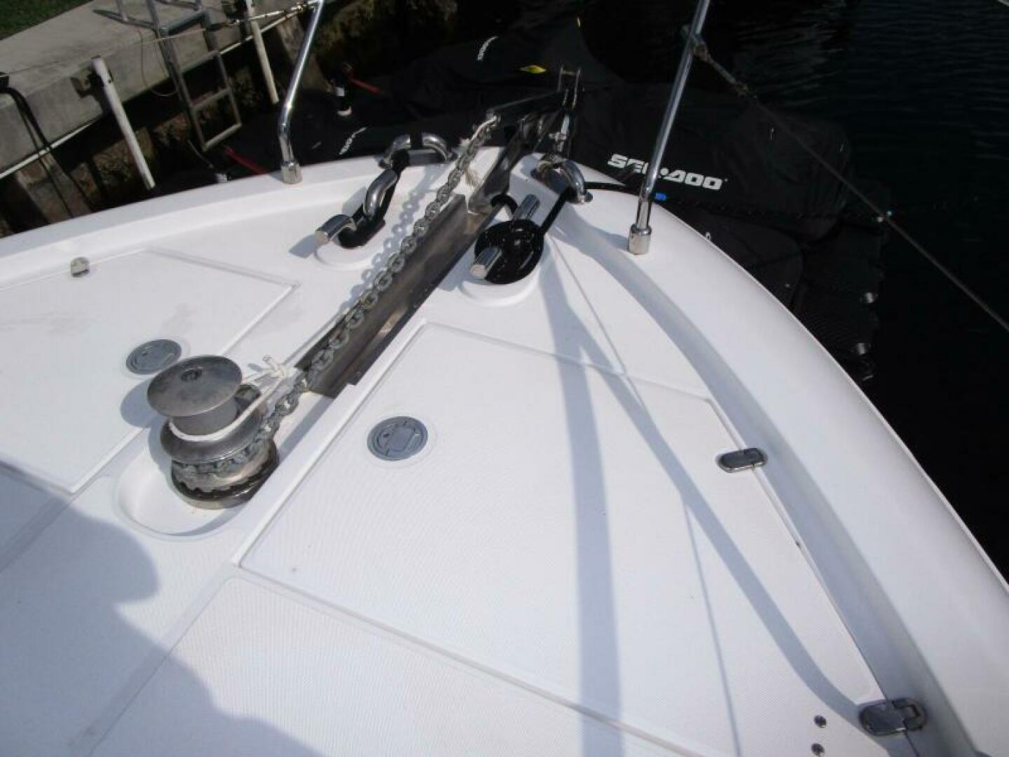 2003 Ferretti Yachts 590 Motor Yacht - Image 29
