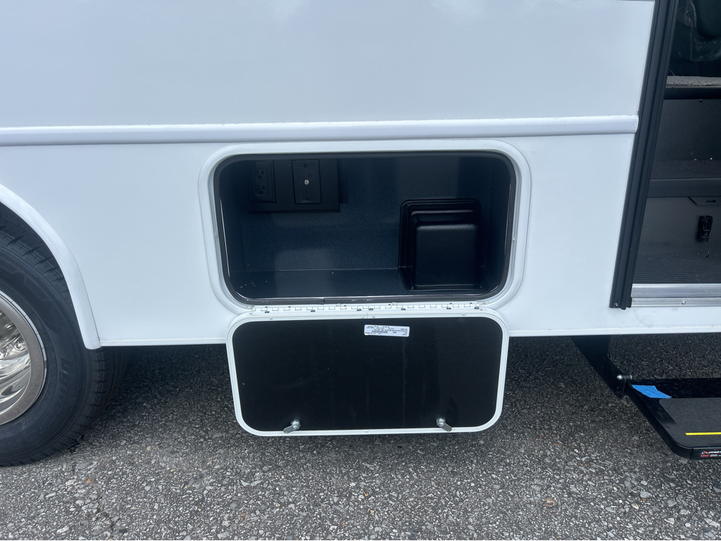 2027 ENTEGRA COACH ODYSSEY 20LF - Image 6