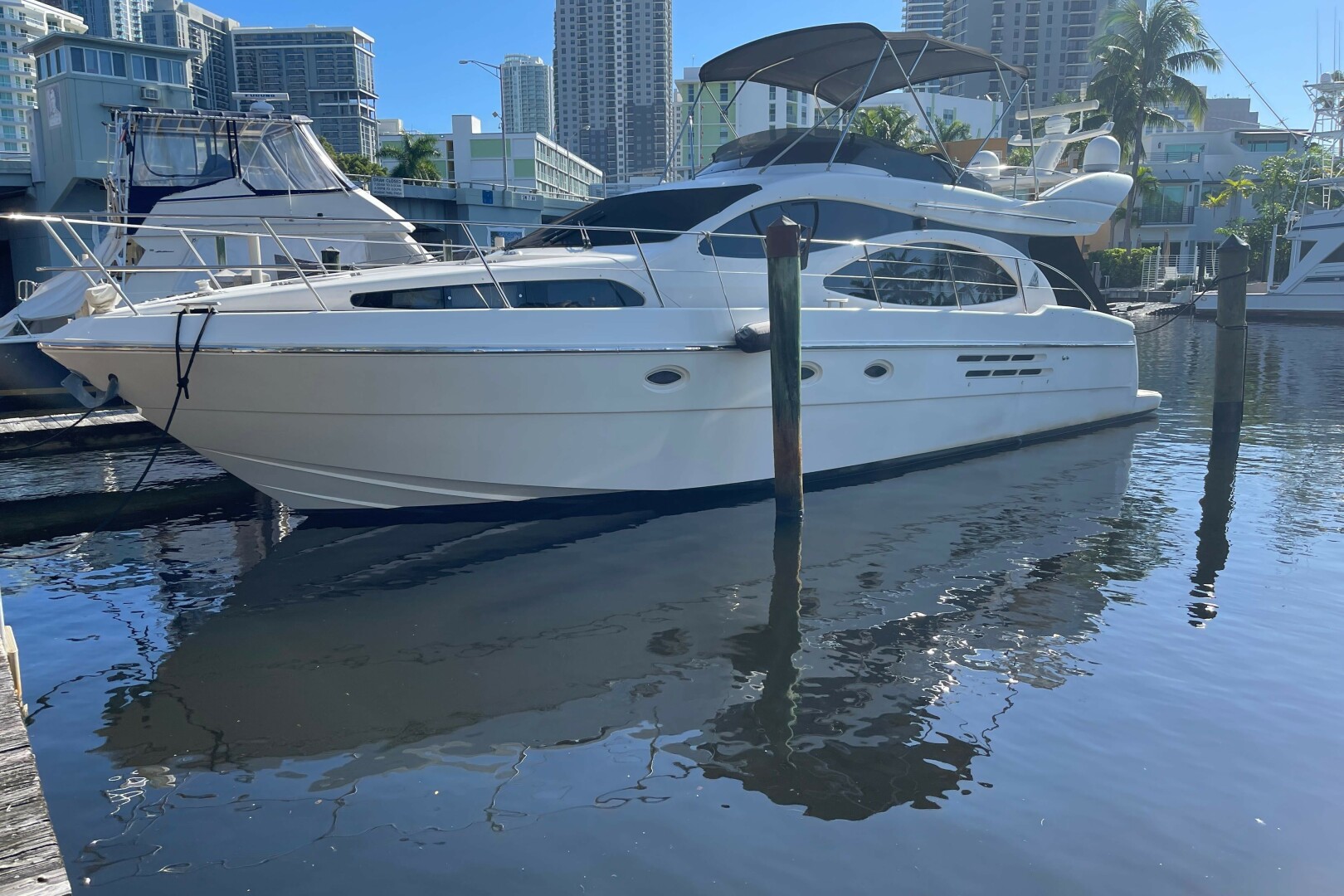 2000 Azimut 46 Flybridge MY - Image 1
