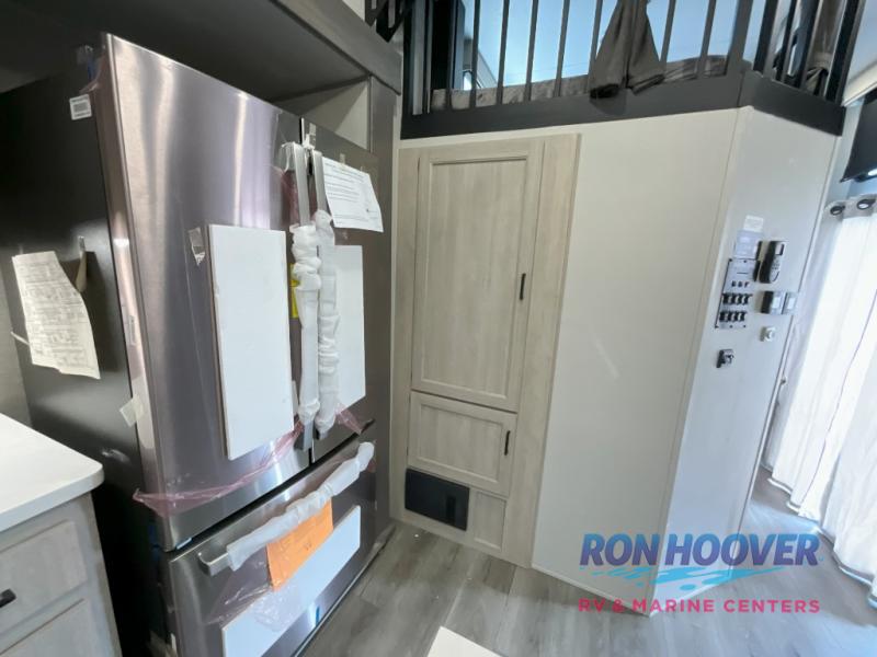 2026 COACHMEN 43CONDO - Image 11