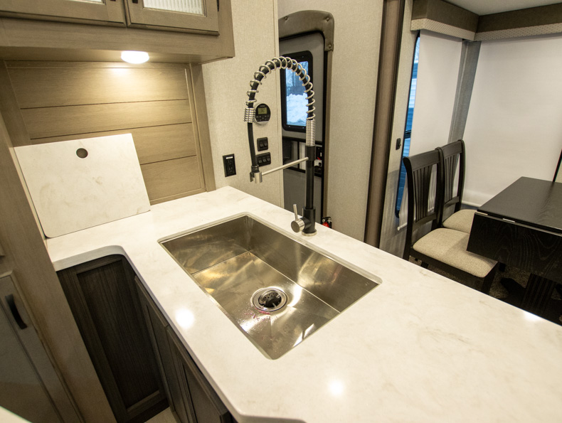 2022 Coachmen Chaparral 373MBRB - Image 12