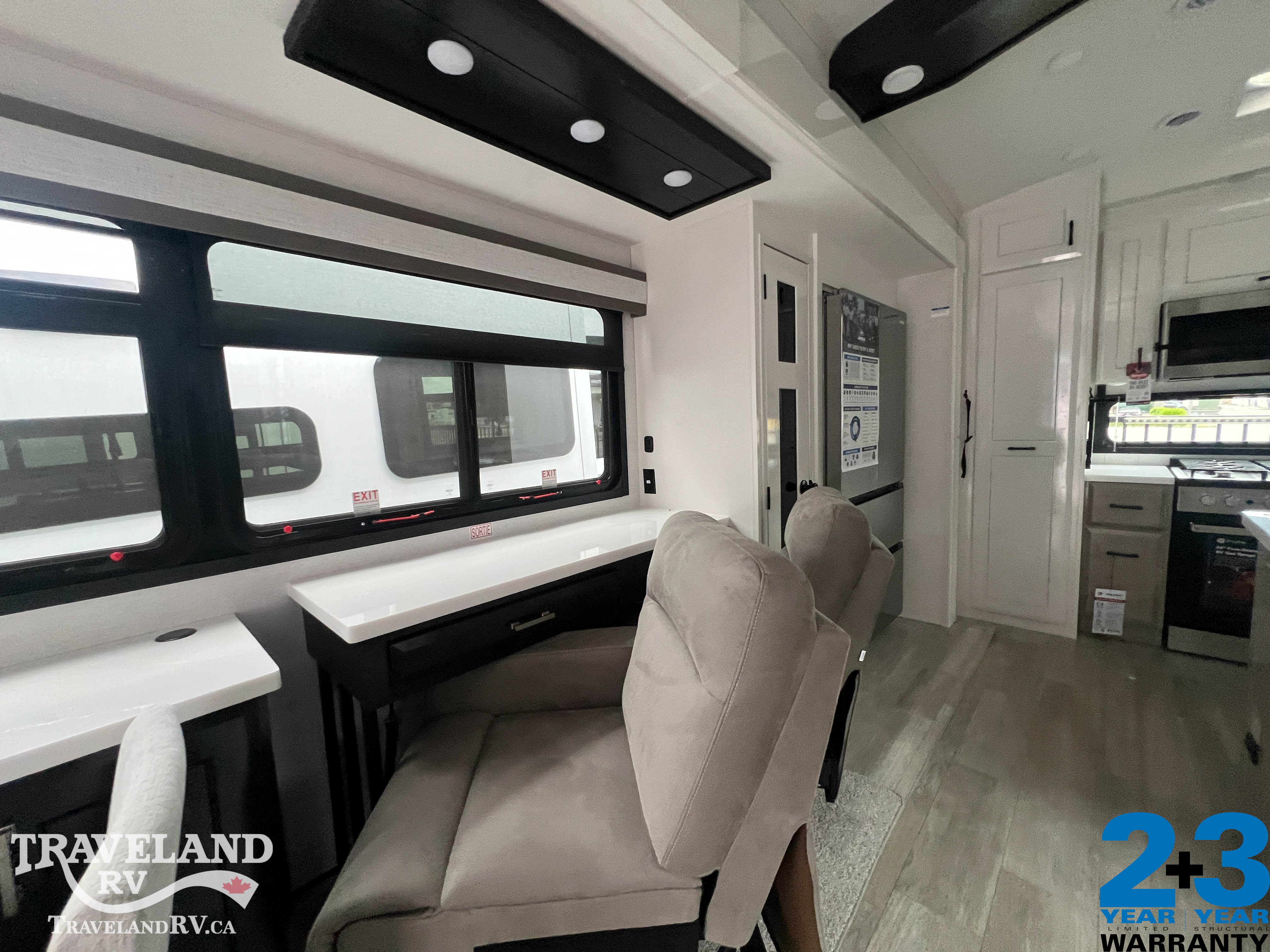 2026 Jayco Pinnacle 38FBRK - Image 21
