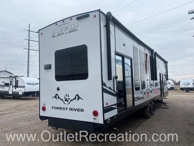 2025 CHEROKEE TIMBERWOLF 39ALBL - Image 2