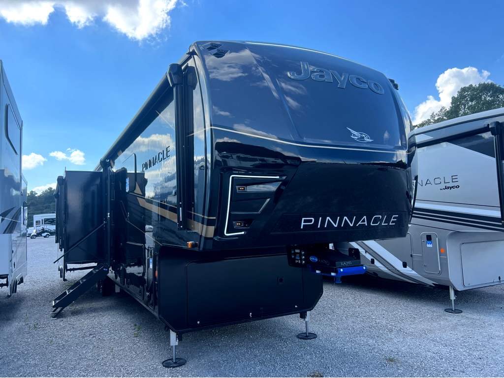 2027 JAYCO PINNACLE 39FBRL - Image 1
