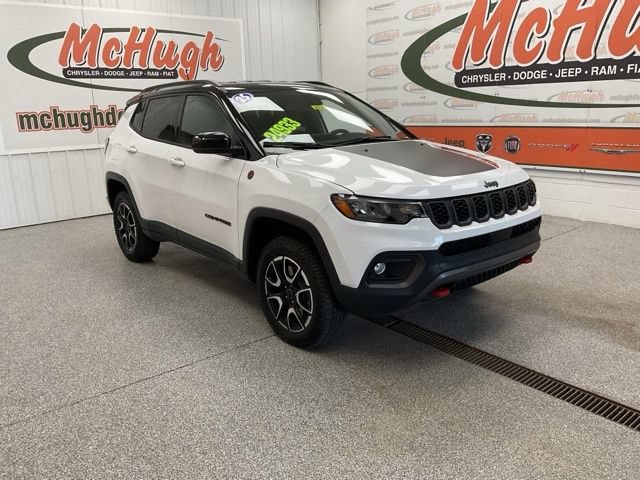 2025 Jeep Compass Trailhawk 4x4 - Image 3