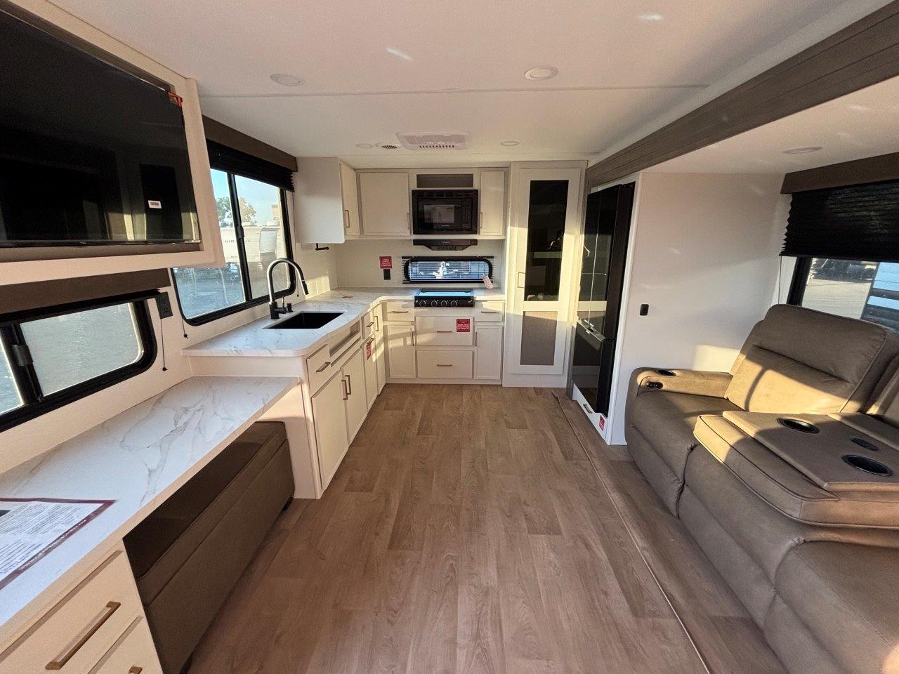 2027 Grand Design Transcend 315RKT - Image 7