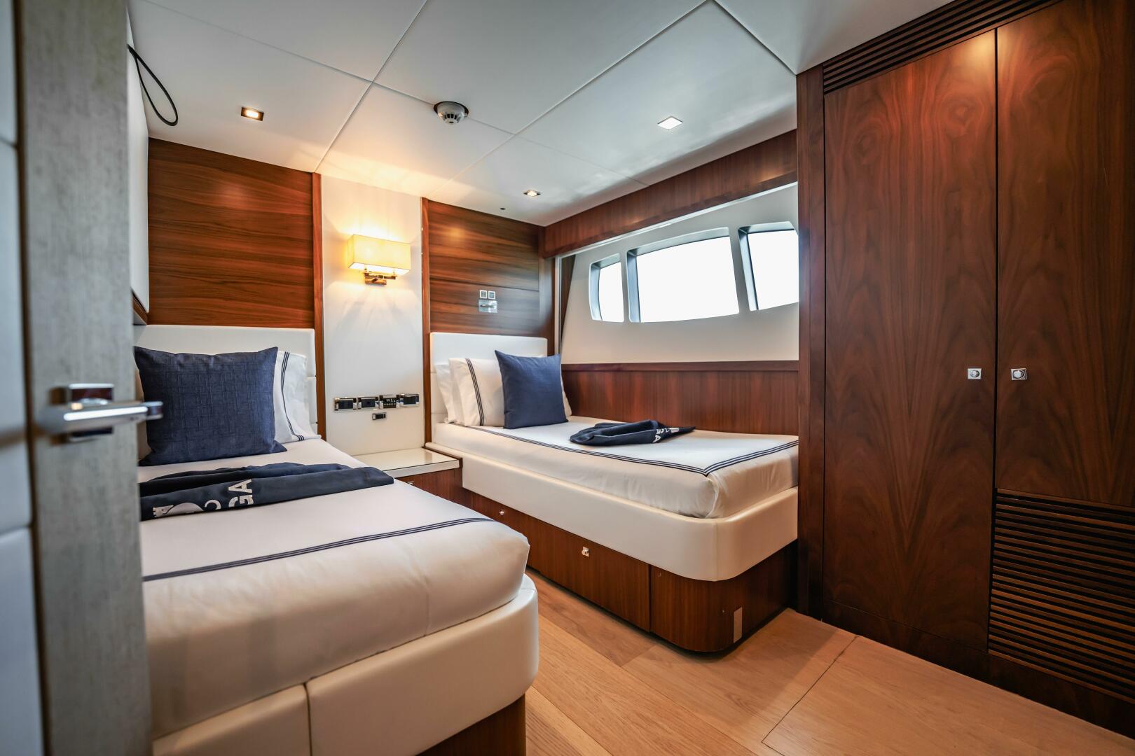 2011 Sunseeker 34 Metre Yacht - Image 61
