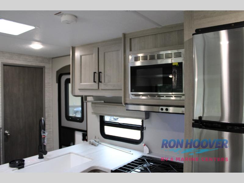 2026 COACHMEN CATALINA 343BHTSLE 2Q - Image 24