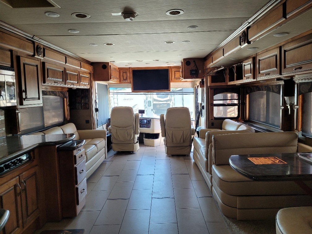 2012 Monaco RV Knight 40PDQ - Image 28