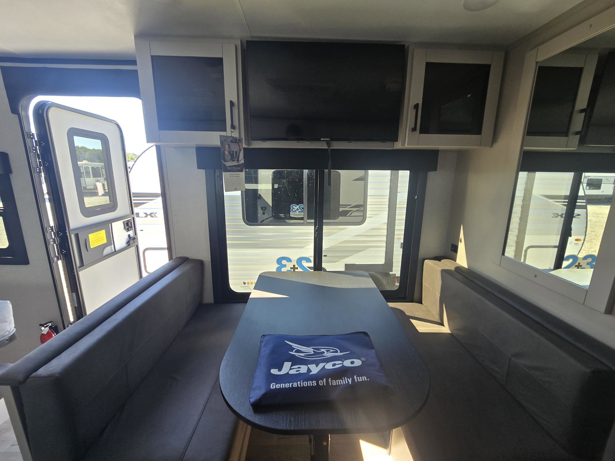 2026 JAYCO JAY FEATHER 21MML - Image 21