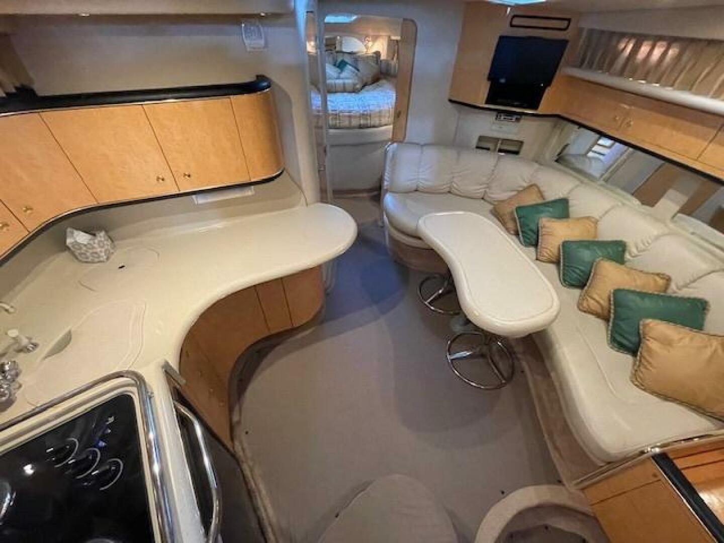 1998 Sea Ray 370 Sundancer - Image 23