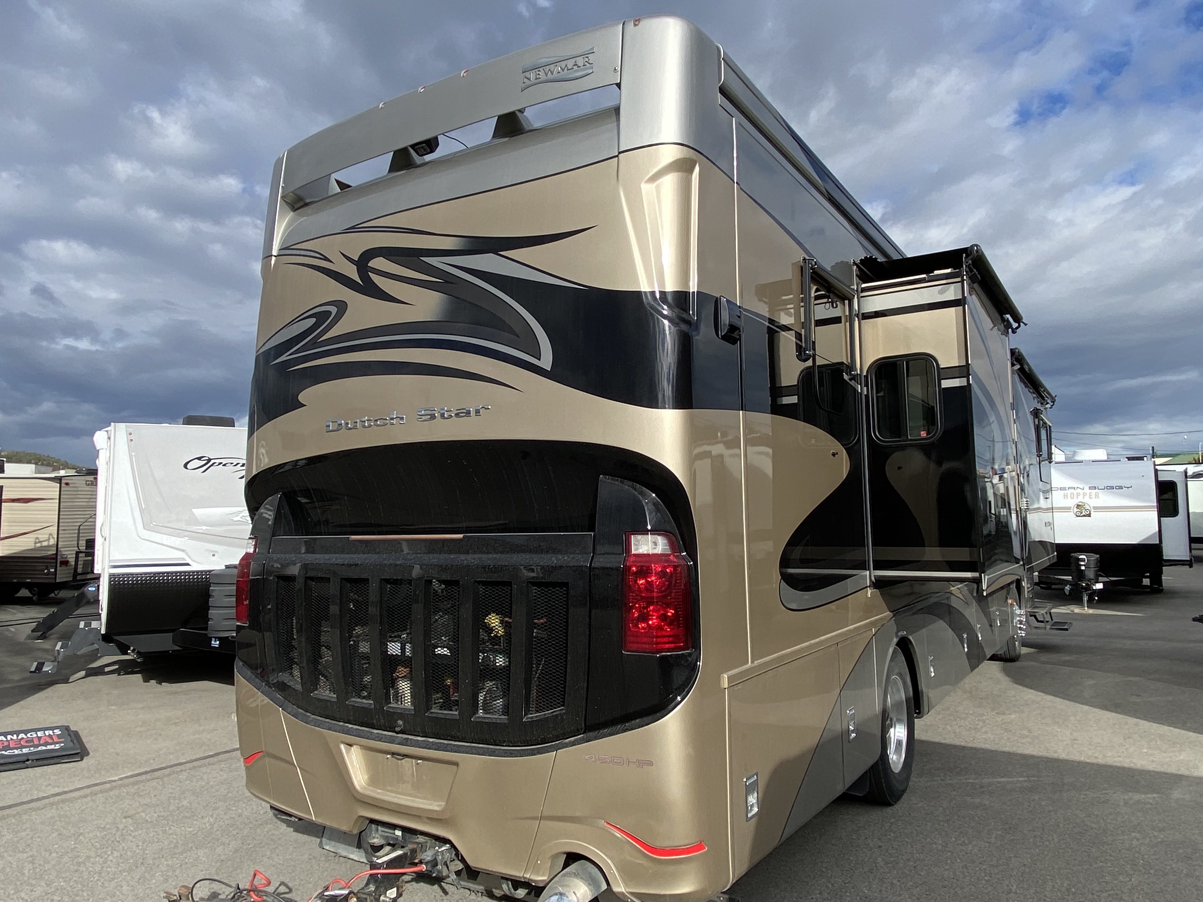 2015 NEWMAR DUTCHSTAR 3736 - Image 7