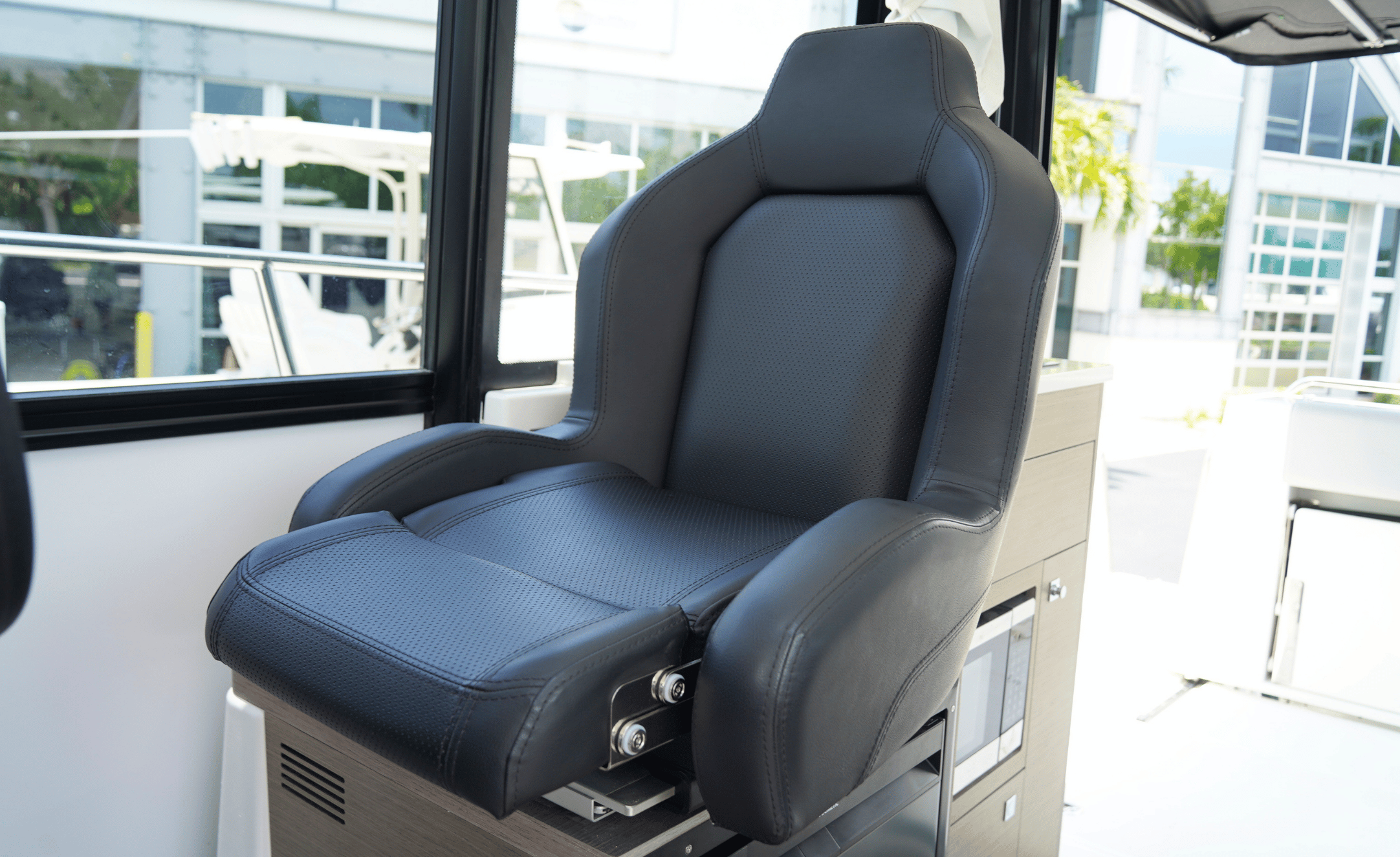 2025 JEANNEAU NC 895 SPORT S2 - Image 36