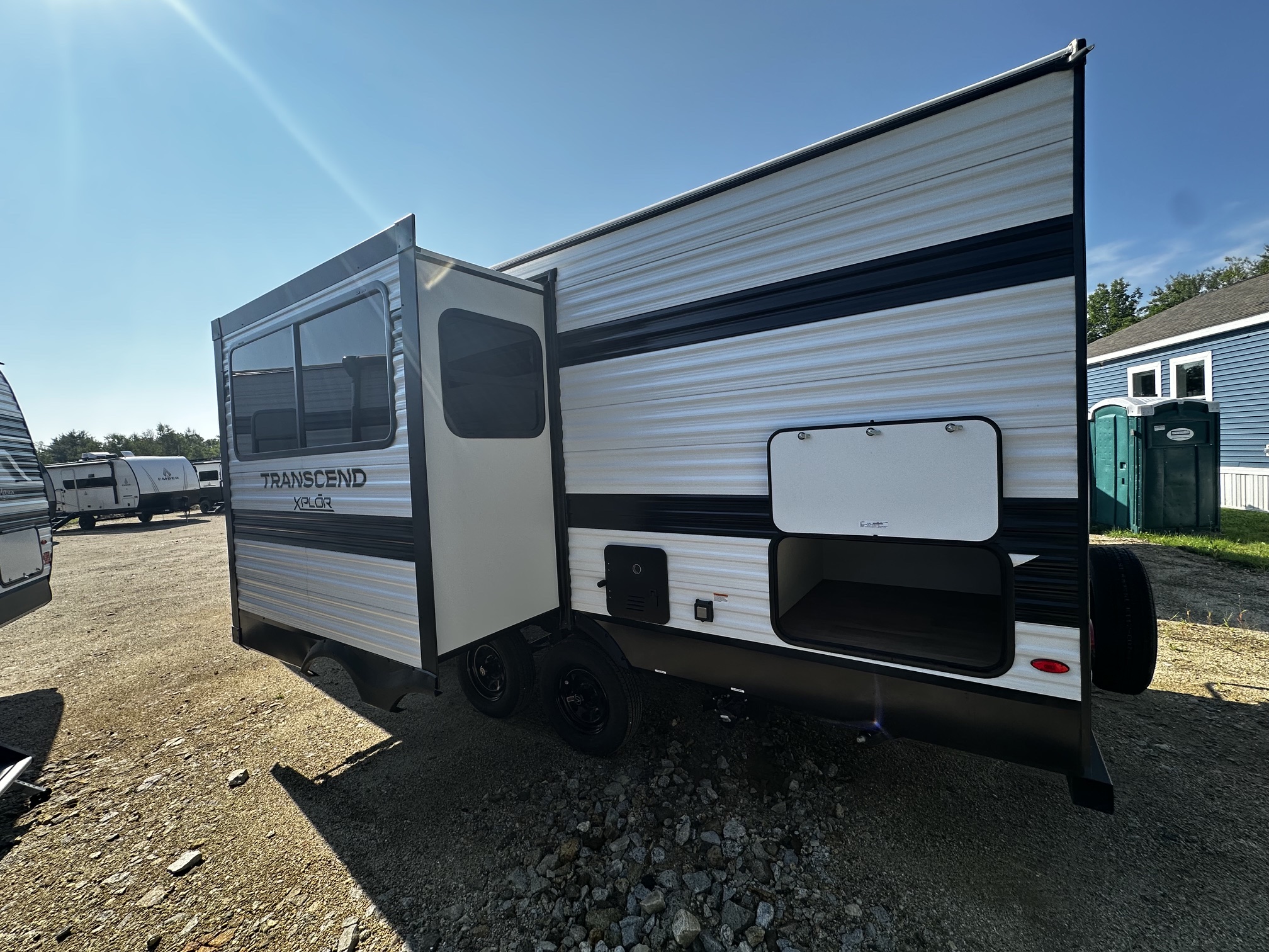 2027 Grand Design Transcend XPLOR 23BHX - Image 11