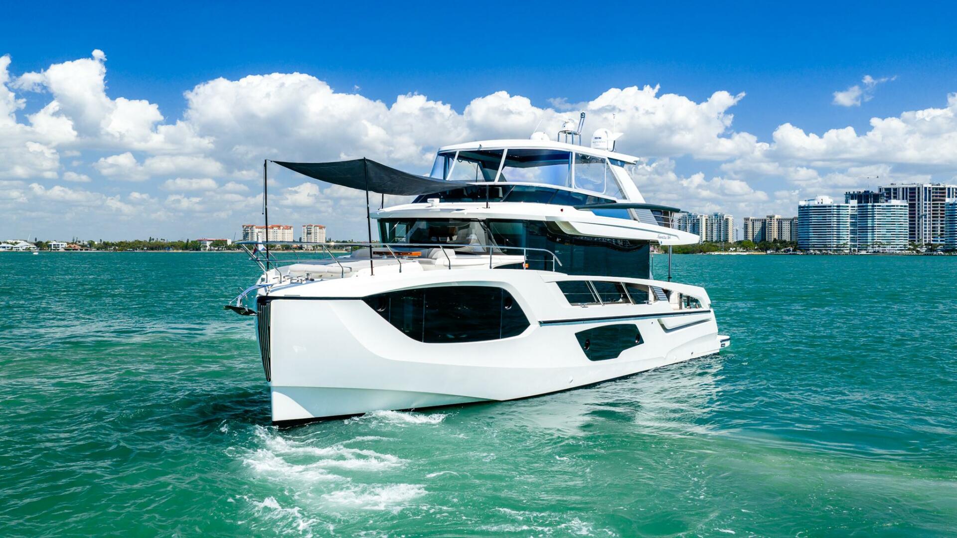 2022 Absolute Navetta 64 - Image 17