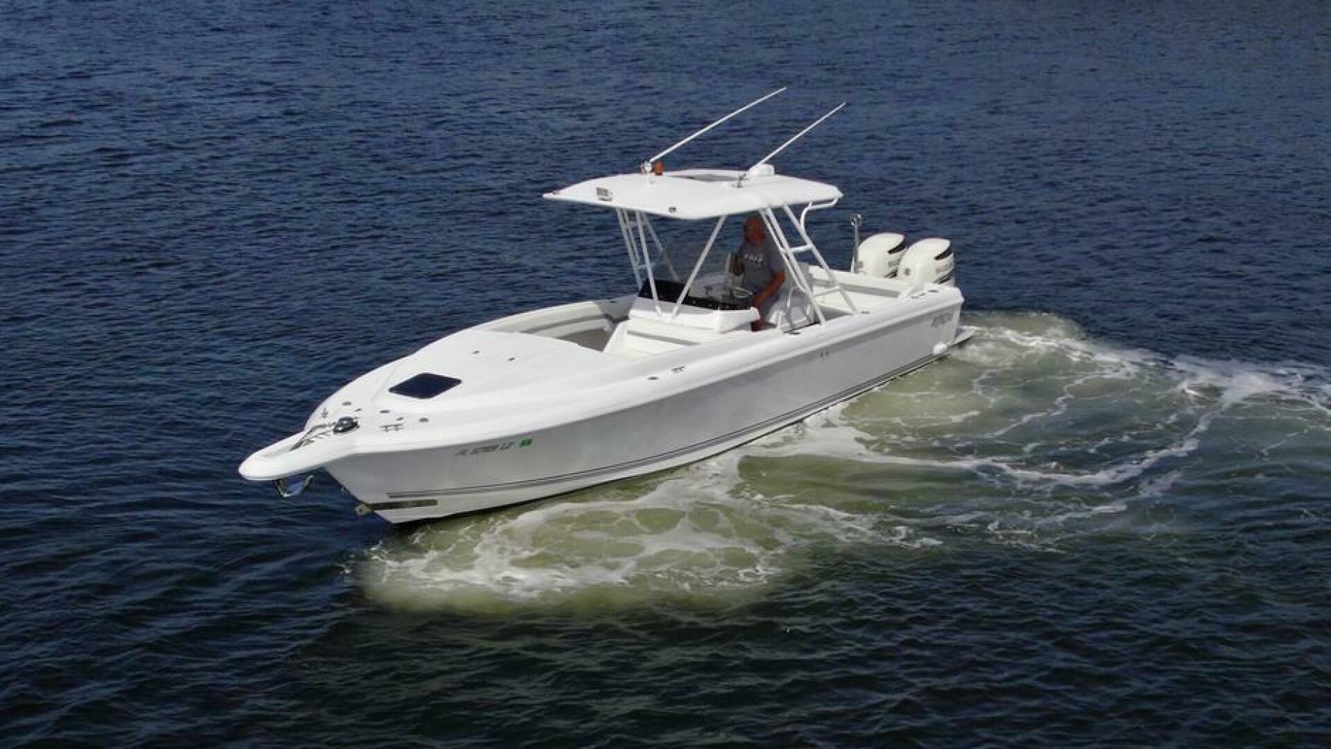 2003 Intrepid 32 - Image 28