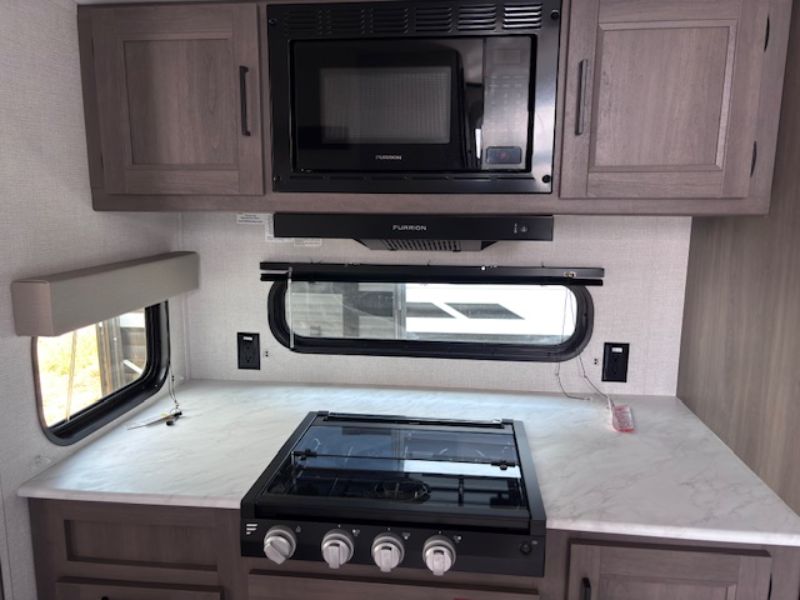 2026 Grand Design Transcend XPLOR 25MLX - Image 12